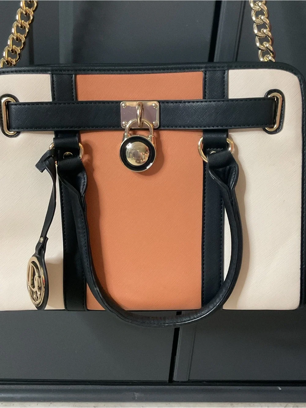Dasein 3 tone design Black, Cream & Tan Satchel metal lock, footed NWOT